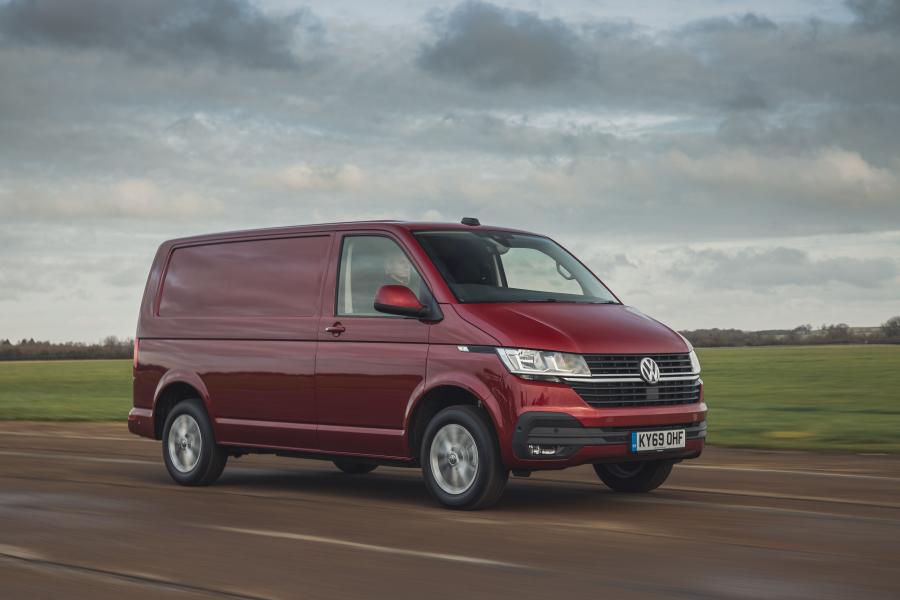  Volkswagen Transporter Van (T6.1) 2020 года  (UK) (фото 1 из 32)